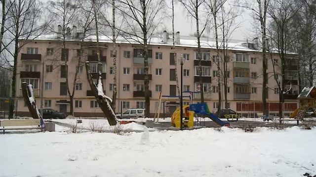 (12+) Жить стало лучше смотреть онлайн