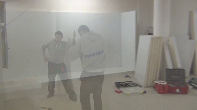 Монтаж холодильной камеры для цветов длинной 8 м. в Солнцево (г. Москва)