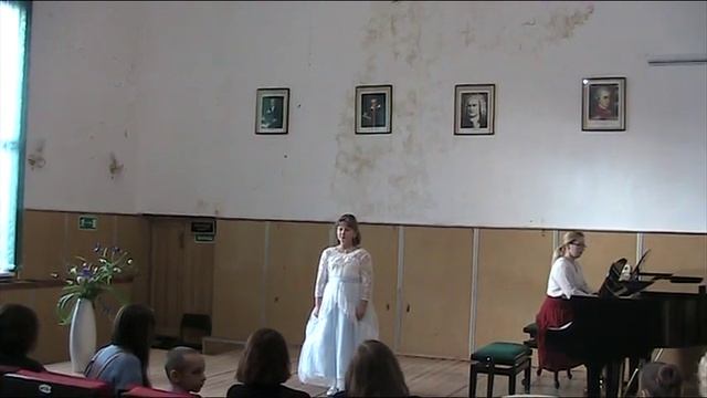 Кубинская детская песня "Мама", П. Чайковский, сл. А. Плещеева "Осень". Поёт Злата Кириллова