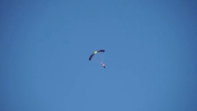 Полет деда Мороза над Петропавловском-Камчатским! смотреть онлайн