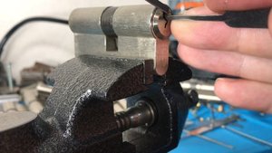 Тест и вскрытие цилиндров evva. Изучение пинов.