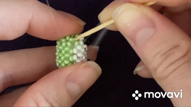 Вторая часть видео. Динозаврик амигуруми из бисера.#бисероплетение #амигурумиизбисера #динозаврик