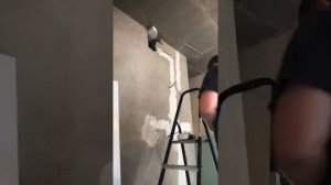 Установка воздуховода для кухонной вытяжки под натяжной потолок