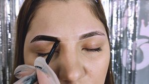 Красим брови хной. Все секреты работы с хной.