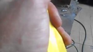 Как отрывать прилипший электрод.mp4