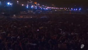 The Rolling Stones - (I Can't Get No) Satsfaction (Copacabana Beach - 2006)