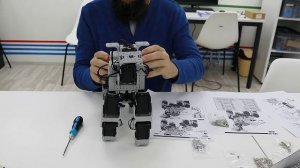 Часть 4. Программирование роботов