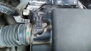 Не заводится Мазда СХ5 вышел из строя ДМРВ.