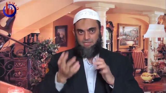 The difference between lunchtime prayer and a Jesus T-shir Ammaar Saeed AHAD TV смотреть онлайн