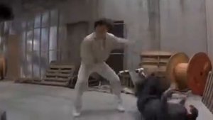 Джеки Чан Бои и трюки из фильма Мистер крутой Thành Long chiến đấu