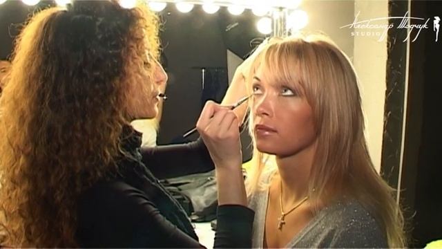 Стрижка на длинные волосы со сложной градуировкой смотреть онлайн