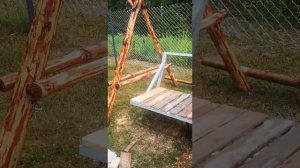Качели своими руками из того что есть. Из кругляка.