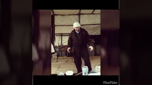 Танцы на корпоративе
