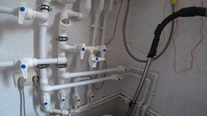 Монтаж радиаторов отопления.