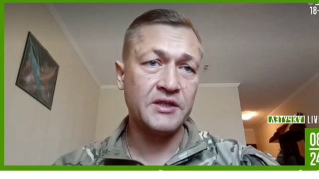 «Мальчик и девочка, 16 лет примерно, вели разведку»