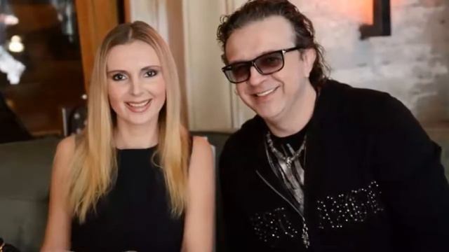 Фото жены романа жукова Роман Жуков и его экс-супруга могут потерять квартиру - смотреть видео онлайн от
