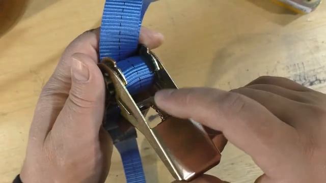 Стяжной ремень для крепления груза 6м, 0,4/0,8 т KRAFT смотреть онлайн