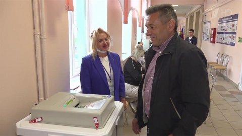 В ряде российских регионов проходит первый день выборов в местные органы власти