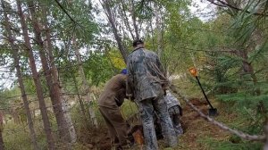 Куча тракторных запчастей. 2.8 тонны за день! #металлокоп в тайге