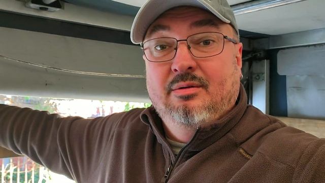 КАК ПОДНИМАЕТСЯ КРЫША В БУСЕ | ЗАЧЕМ НУЖНЫ ШТОРКИ | РАБОТА НА БУСЕ ДО 3,5т ПО ЕВРОСОЮЗУ смотреть онлайн