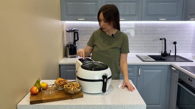 ЖАРИМ СЕМЕЧКИ / АРАХИС И ДАЖЕ ЗАПЕКАЕМ ФРУКТЫ во АЭРО-ФРИТЮРНИЦЕ ActiFry FZ760030