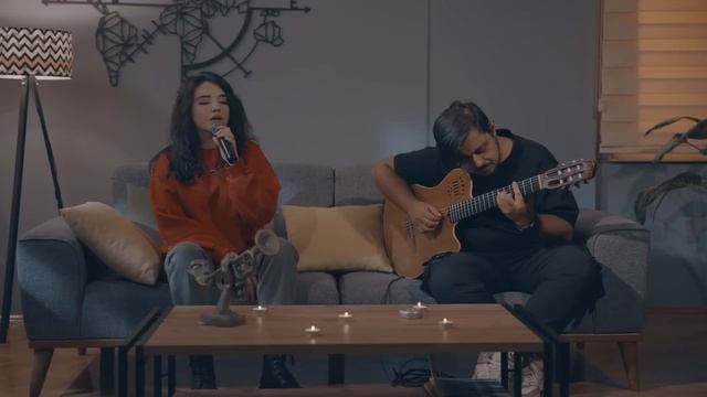 Nahide Babashlı - Sen Ciddisin смотреть онлайн