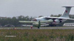 Отскочил от полосы пару раз. Нестареющий Ан-2 "Кукурузник"