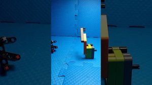 Многозарядный автоматический резинкострел из Лего-Техник: обзор + туториал