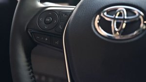 New Toyota Venza 2022 Hybrid - two-row midsize SUVs