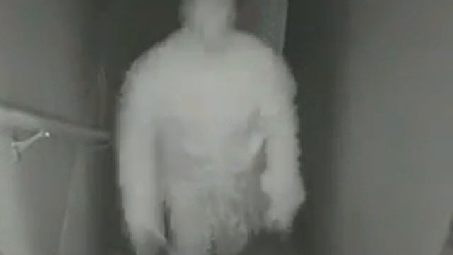 Очень страшное видео. Не для слабонервных...присутствует 25 кадр