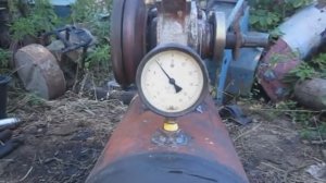 Паровоз,паровой трактор.