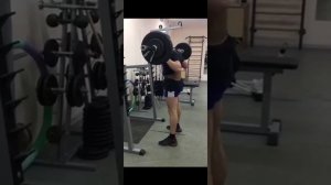 присед со штангой 110 кг на 40 раз