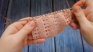 Ажурный узор. Раппорт 5 петель. Очень просто.