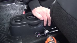 Обновленный Рено Duster. Подлокотник за 1800 рублей