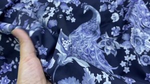 Хлопок чернильного цвета с принтом павлины 16898