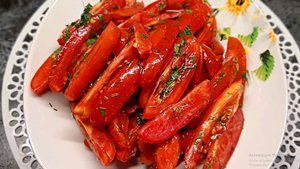 Ароматная и вкусная закуска из помидоров.mp4