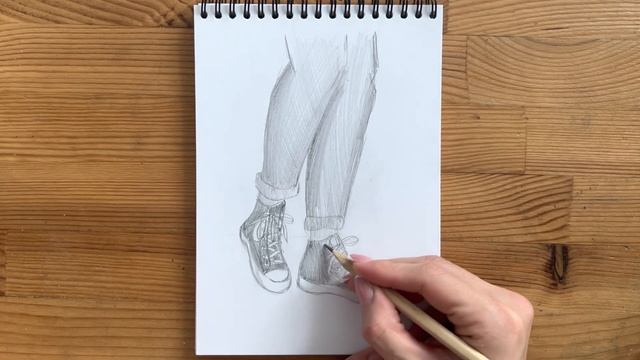 Как нарисовать кеды на ногах карандашом | Рисунок для начинающих поэтапно смотреть онлайн