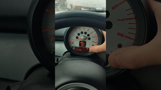 Сброс сервисного интервала на MINI Cooper R56, R55, R58, R59, R60, R61 смотреть онлайн