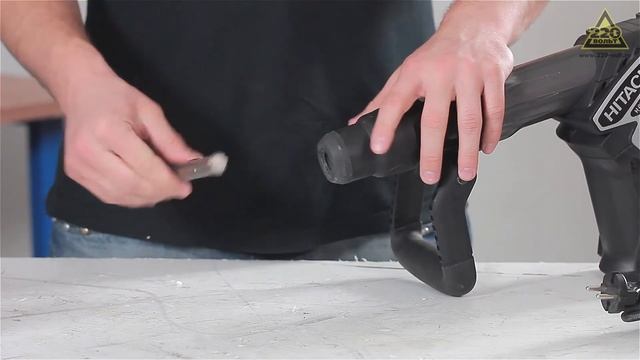 Отбойный молоток HITACHI H45MRY смотреть онлайн