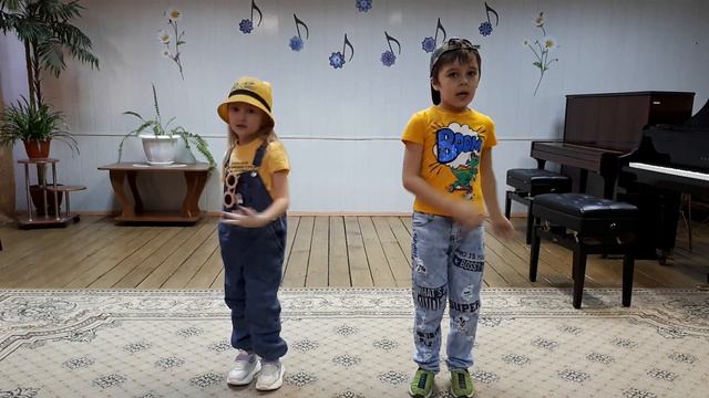 "Я влюбилась в крокодила" Меньщикова Мария, Кириллов Тимофей смотреть онлайн