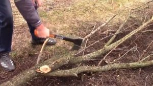 Видео обзор и тест топор fiskars х10