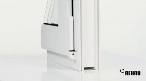 BLITZ с фигурной створкой и штапиком. Демонстрация образца (уголка) профильной системы.mp4