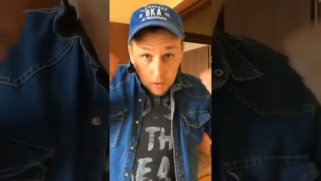 Прикол с наушниками смотреть онлайн