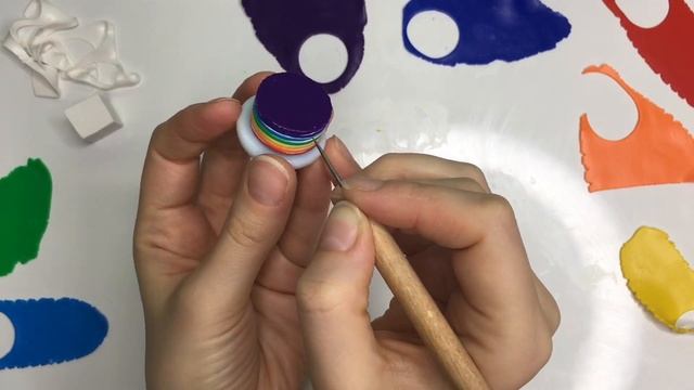 Ложка с радужным тортиком из полимерной глины / мастер-класс / polymer clay смотреть онлайн