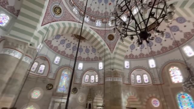 Именно после этого поступка, Хюррем разлюбила Сулеймана. смотреть онлайн