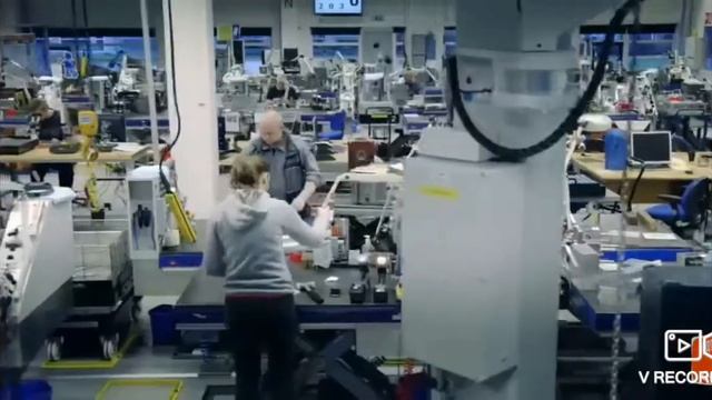 Как делают Лего. Завод Lego изнутри. Русский текст смотреть онлайн