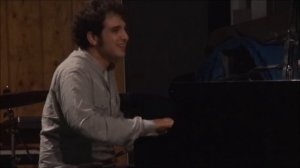 Avishai Cohen - 'Besame Mucho' live (Garana Jazz Festival, 2011)