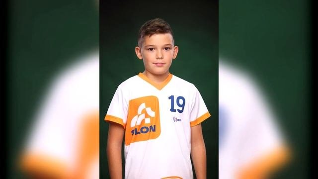 Наша футбольная команда SLON.