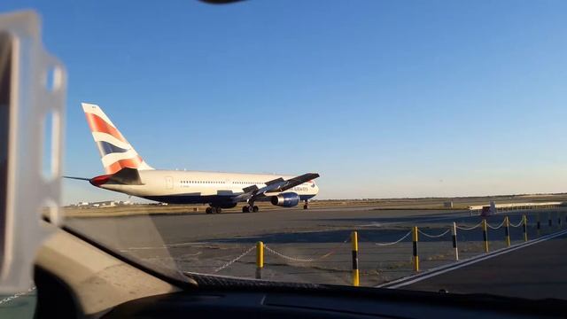 British airways - landing LCA airport смотреть онлайн