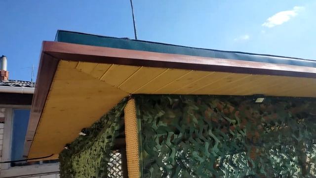 КАК СДЕЛАТЬ БЮДЖЕТНЫЙ ВОДОСТОК НА БЕСЕДКУ/ дачная хитрость,самоделка. смотреть онлайн